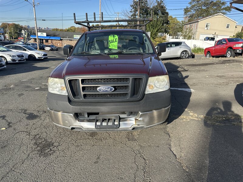 2005 Ford F-150 XL 2dr Standard Cab XL  