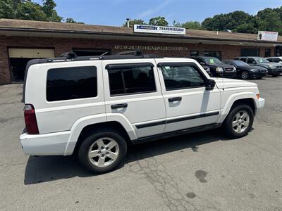 2006 Jeep Commander 4dr SUV   - Photo 7 - East Haven, CT 06513