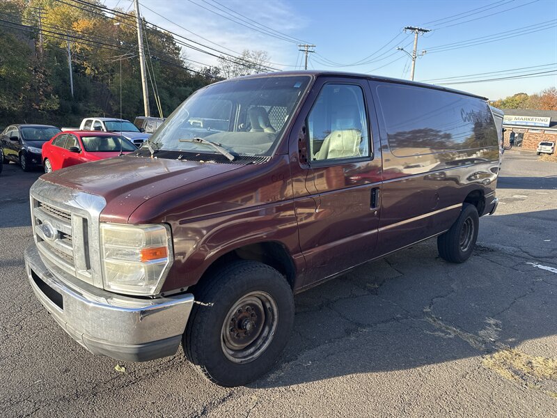 2011 Ford E-Series Econoline Van Commercial