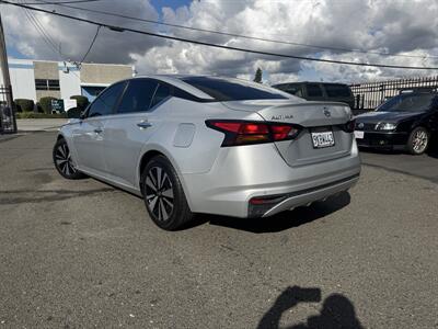 2021 Nissan Altima 2.5 SV   - Photo 2 - Antioch, CA 94509