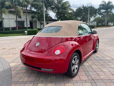 2006 Volkswagen New Beetle Convertible 2.5  beetle convertible - Photo 3 - Pompano Beach, FL 33069