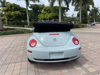 2010 Volkswagen New Beetle Convertible SE  CONVERTIBLE - Photo 45 - Pompano Beach, FL 33069