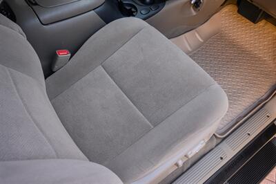 2005 Toyota Sequoia SR5   - Photo 65 - Van Nuys, CA 91402