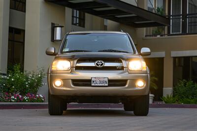 2005 Toyota Sequoia SR5   - Photo 15 - Van Nuys, CA 91402