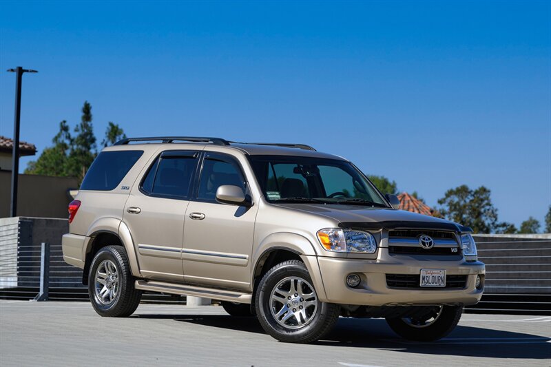 2005 Toyota Sequoia SR5  