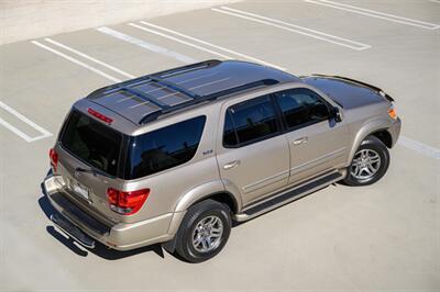 2005 Toyota Sequoia SR5   - Photo 5 - Van Nuys, CA 91402