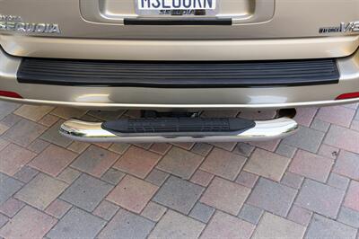 2005 Toyota Sequoia SR5   - Photo 41 - Van Nuys, CA 91402