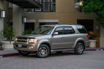 2005 Toyota Sequoia SR5   - Photo 7 - Van Nuys, CA 91402