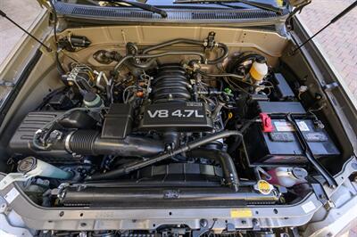 2005 Toyota Sequoia SR5   - Photo 90 - Van Nuys, CA 91402