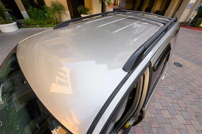 2005 Toyota Sequoia SR5   - Photo 96 - Van Nuys, CA 91402