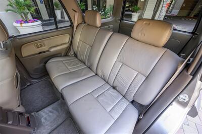 2002 Toyota 4Runner SR5   - Photo 22 - Van Nuys, CA 91402