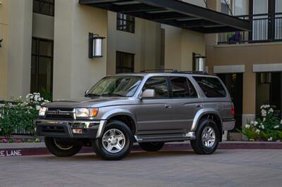 2002 Toyota 4Runner SR5   - Photo 5 - Van Nuys, CA 91402