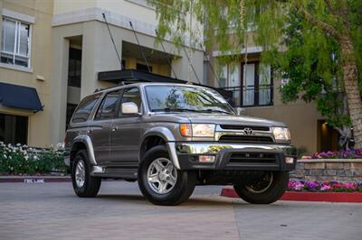 2002 Toyota 4Runner SR5   - Photo 2 - Van Nuys, CA 91402