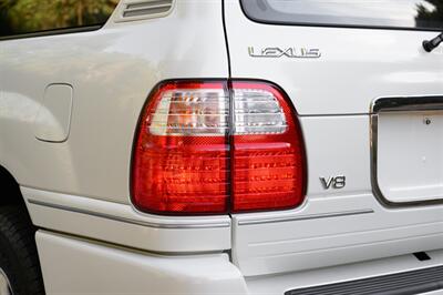 2000 Lexus LX 470 - Photo 62 - Van Nuys, CA 91402