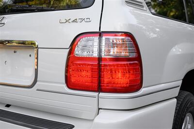 2000 Lexus LX 470 - Photo 63 - Van Nuys, CA 91402