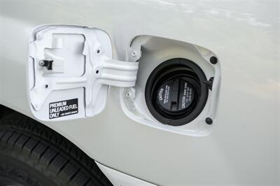 2000 Lexus LX 470 - Photo 64 - Van Nuys, CA 91402