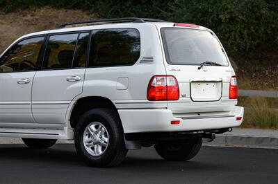 2000 Lexus LX 470 - Photo 17 - Van Nuys, CA 91402