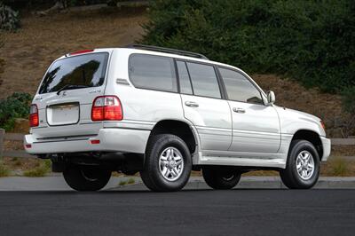 2000 Lexus LX 470 - Photo 25 - Van Nuys, CA 91402