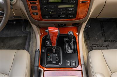 2000 Lexus LX 470 - Photo 40 - Van Nuys, CA 91402