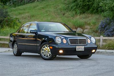 1997 Mercedes-Benz E 320  [ SOLD on Bring A Trailer ] - Photo 39 - Van Nuys, CA 91402