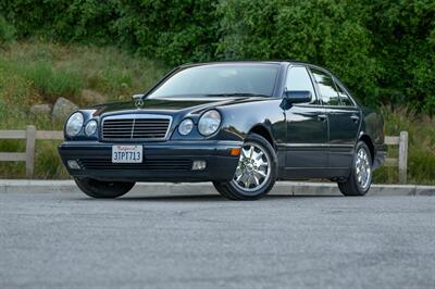 1997 Mercedes-Benz E 320  [ SOLD on Bring A Trailer ] - Photo 4 - Van Nuys, CA 91402