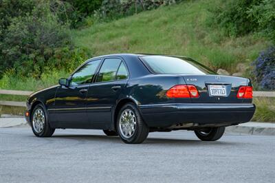 1997 Mercedes-Benz E 320  [ SOLD on Bring A Trailer ] - Photo 23 - Van Nuys, CA 91402