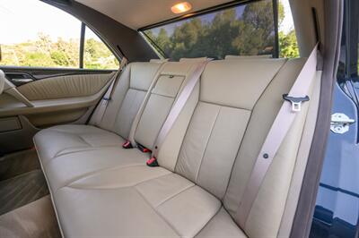 1997 Mercedes-Benz E 320  [ SOLD on Bring A Trailer ] - Photo 75 - Van Nuys, CA 91402