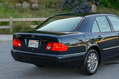 1997 Mercedes-Benz E 320  [ SOLD on Bring A Trailer ] - Photo 37 - Van Nuys, CA 91402