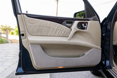 1997 Mercedes-Benz E 320  [ SOLD on Bring A Trailer ] - Photo 67 - Van Nuys, CA 91402