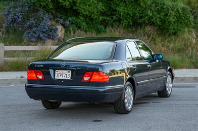 1997 Mercedes-Benz E 320  [ SOLD on Bring A Trailer ] - Photo 36 - Van Nuys, CA 91402