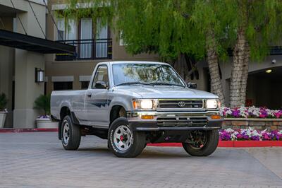 1992 Toyota Pickup Deluxe   - Photo 4 - Van Nuys, CA 91402