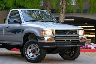 1992 Toyota Pickup Deluxe   - Photo 5 - Van Nuys, CA 91402