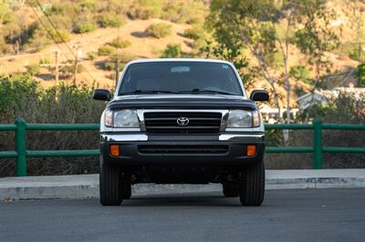 1999 Toyota Tacoma SR5 V6 - Photo 11 - Van Nuys, CA 91402