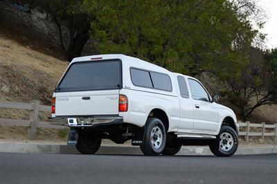 1999 Toyota Tacoma SR5 V6 - Photo 10 - Van Nuys, CA 91402