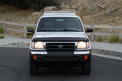 1999 Toyota Tacoma SR5 V6 - Photo 19 - Van Nuys, CA 91402