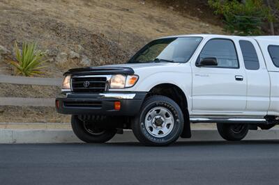 1999 Toyota Tacoma SR5 V6 - Photo 6 - Van Nuys, CA 91402