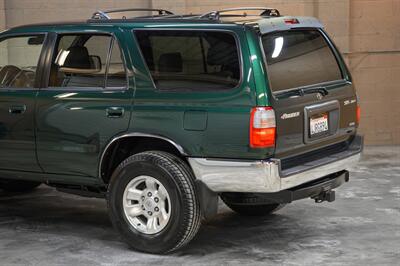 2000 Toyota 4Runner SR5  *** SALE PENDING*** - Photo 22 - Van Nuys, CA 91402
