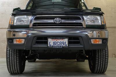 2000 Toyota 4Runner SR5  *** SALE PENDING*** - Photo 17 - Van Nuys, CA 91402