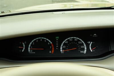 2002 Toyota Avalon XLS   - Photo 50 - Van Nuys, CA 91402