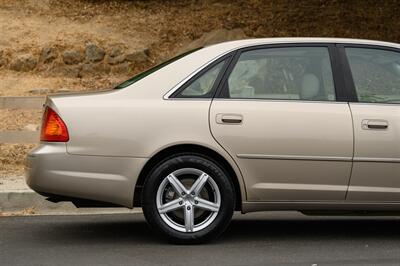 2002 Toyota Avalon XLS   - Photo 30 - Van Nuys, CA 91402