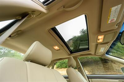 2002 Toyota Avalon XLS   - Photo 38 - Van Nuys, CA 91402