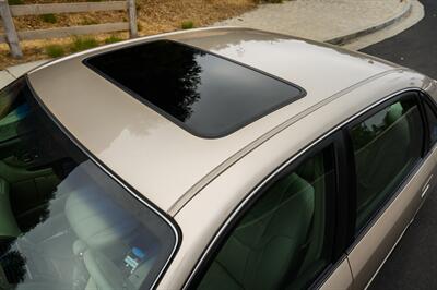 2002 Toyota Avalon XLS   - Photo 27 - Van Nuys, CA 91402