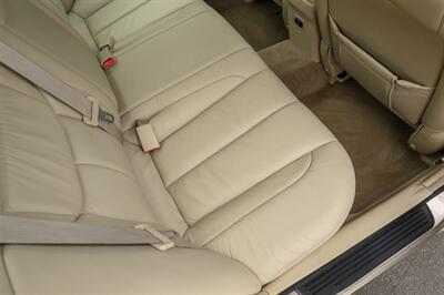 2002 Toyota Avalon XLS   - Photo 43 - Van Nuys, CA 91402