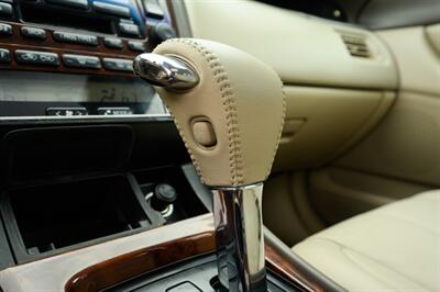 2002 Toyota Avalon XLS   - Photo 61 - Van Nuys, CA 91402