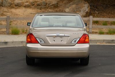 2002 Toyota Avalon XLS   - Photo 18 - Van Nuys, CA 91402
