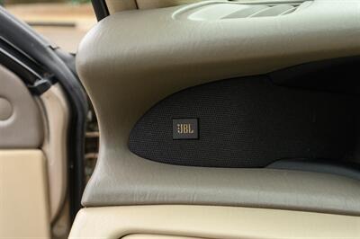 2002 Toyota Avalon XLS   - Photo 52 - Van Nuys, CA 91402