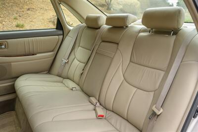 2002 Toyota Avalon XLS   - Photo 66 - Van Nuys, CA 91402
