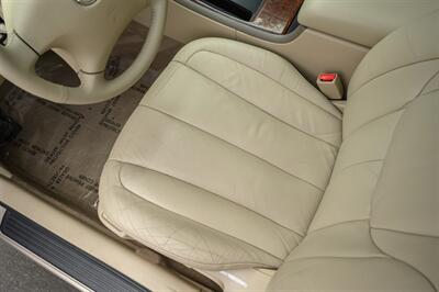 2002 Toyota Avalon XLS   - Photo 54 - Van Nuys, CA 91402