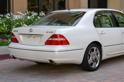 2006 Lexus LS 430   - Photo 10 - Van Nuys, CA 91402