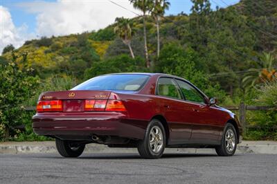 1997 Lexus ES  [ SOLD On Bring A Trailer] - Photo 21 - Van Nuys, CA 91402